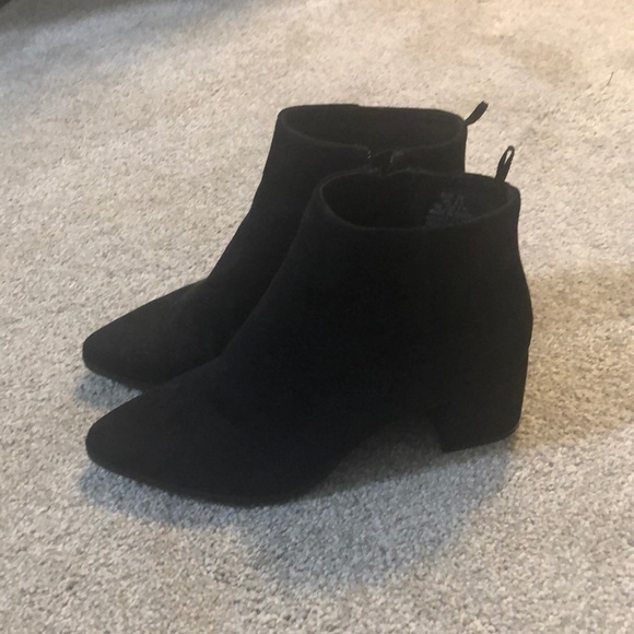 H&M point toe ankle boot - Picture 2 of 4